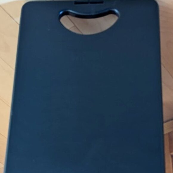 NEW Portable Plastic Storage Clipboards - Picture 2 of 9